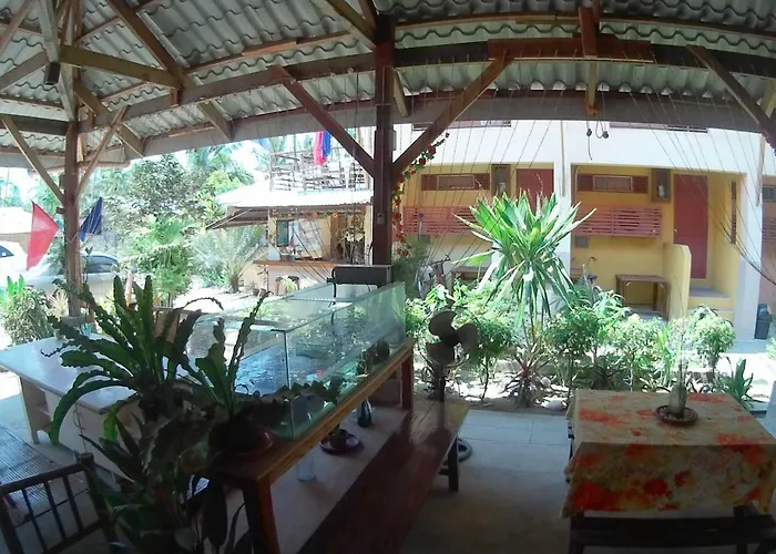 Sunday Flower Resort Santa Fe (Cebu)
